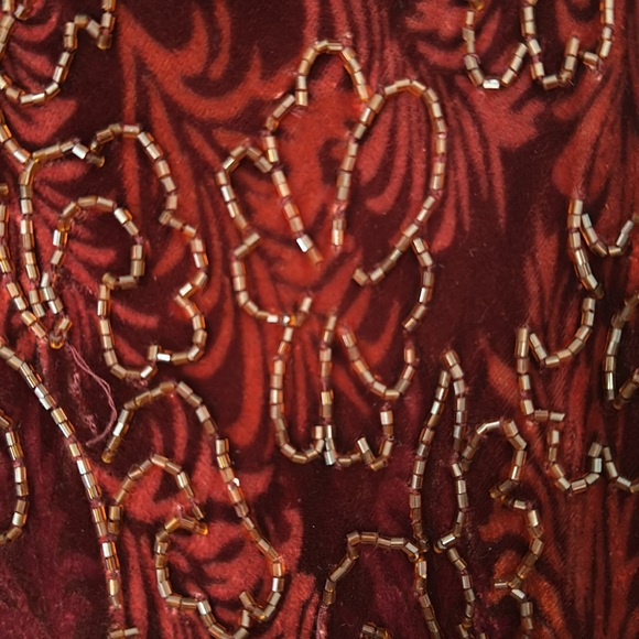 Two toned burgundy velvet beaded gown - Picture 2 of 2